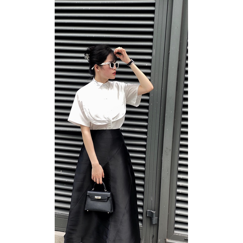 Áo sơ mi Christa thô mềm mát ngắn tay không nhăn cổ cách điệu