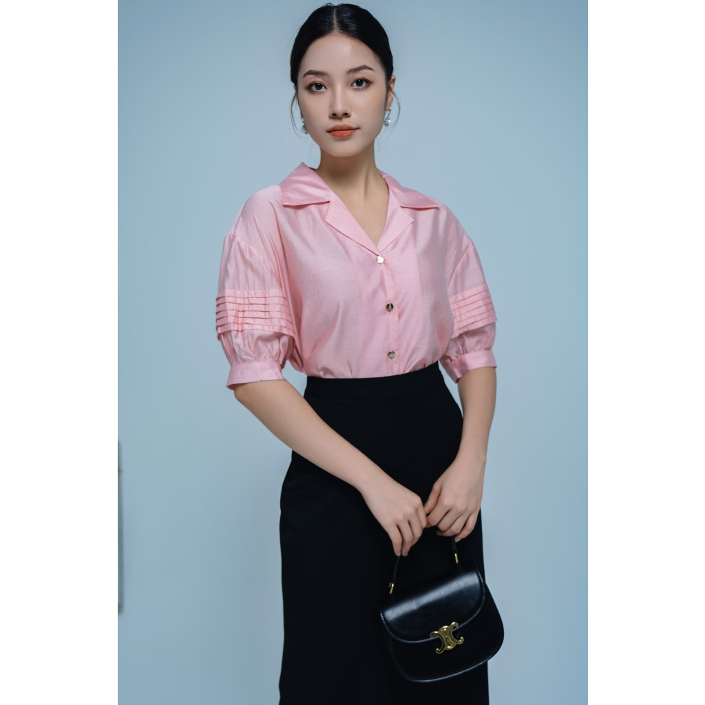 Áo sơ mi nữ SPEARL thiết kế cỏ 2 ve, tay cộc dáng suông vải tơ thô - 23SF26818069