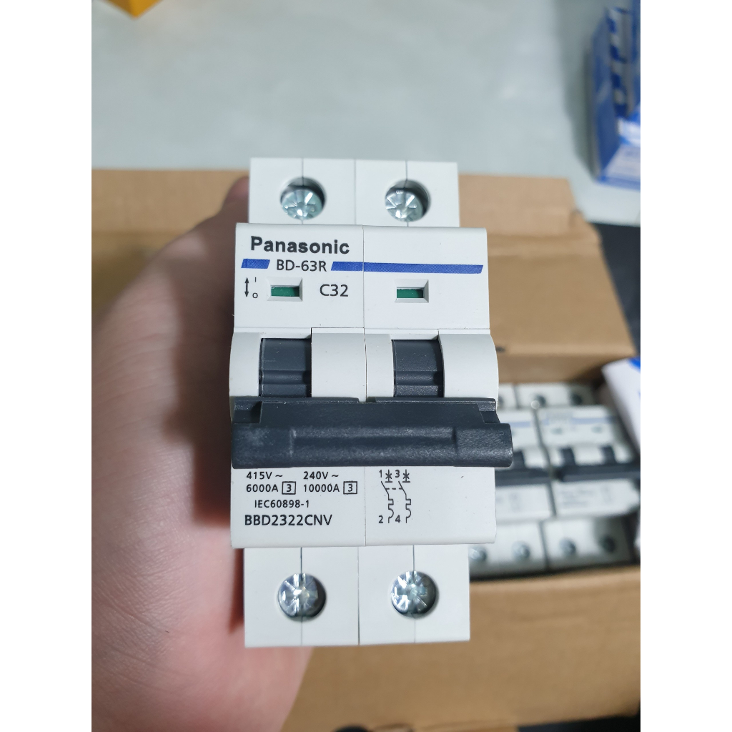 Át đôi ,2P panasonic 32A 40A 63A giá rẻ