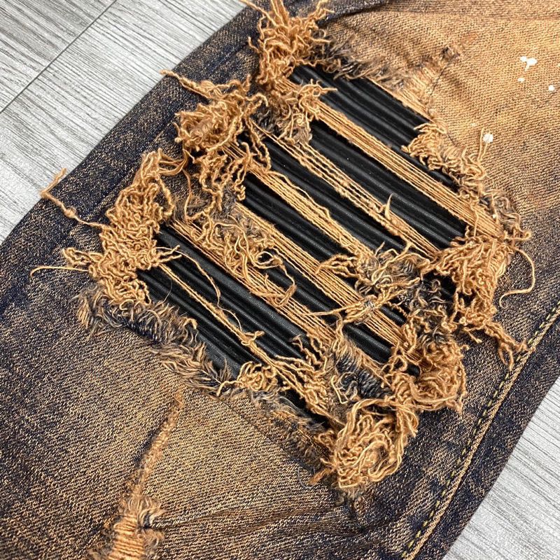 Quần jean boy phố amiri vá da nhăn đen wash rách tua,quần bò amiri 4 cúc vá da nhăn cứng wash màu nâu phong cách phố bụi