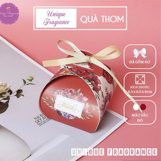 Hộp quà cưới và kẹo socola trái tim - 50 hộp và 100 viên socola - UNIQUE FRAGRANCE