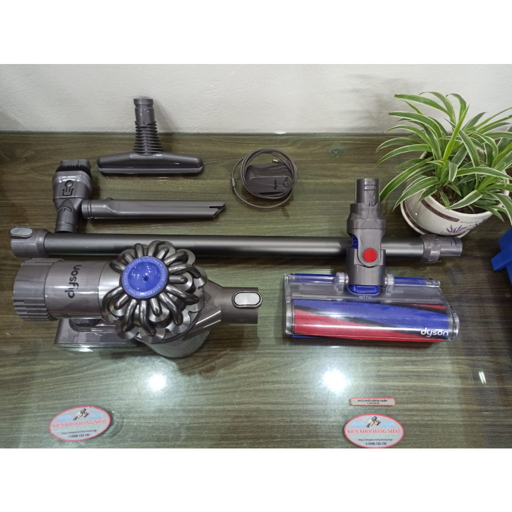 Máy hút bụi Dyson V6 phiên bản có lọc Hepa bàn hút nhung mềm full phụ kiên