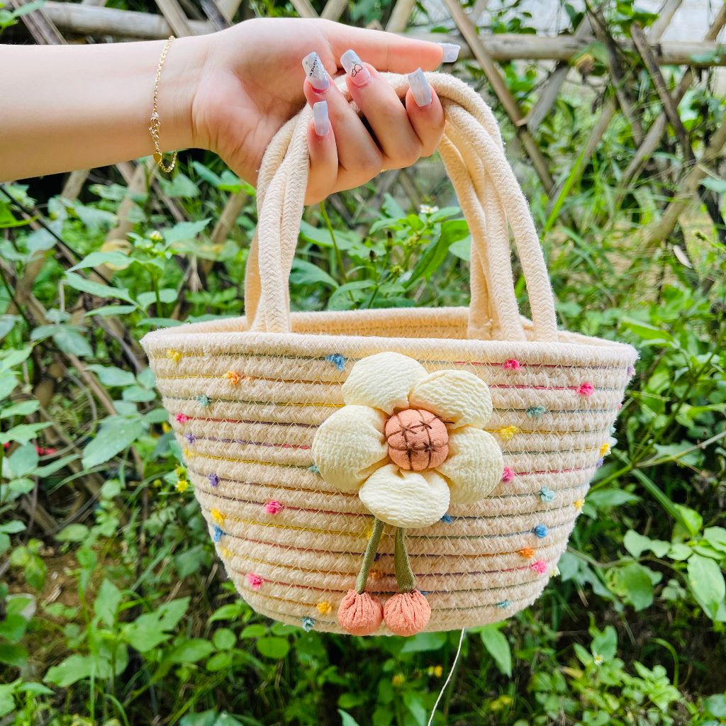 Túi xách đan sợi túi đi biển đan thủ công chất liệu cotton đính hoa cute cohodo T13