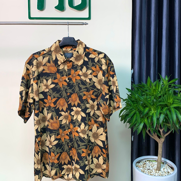 Áo sơmi Amber Blossom họa tiết hoa vàng lụa Mango không nhăn -FLO Menswear