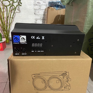 Đèn led blinder 200w