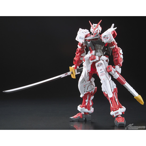 Mô hình Gundam RG 19 Astray Red Frame - Bandai