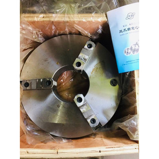 Mâm cặp cơ hãng quả địa cầu k11-320 3 chấu, phi 320 chấu lật