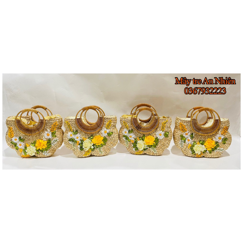Giỏ hoa mai lớn