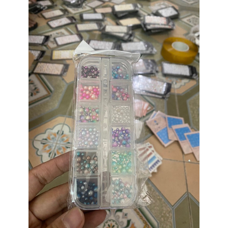 khay phụ kiện hạt trai nail