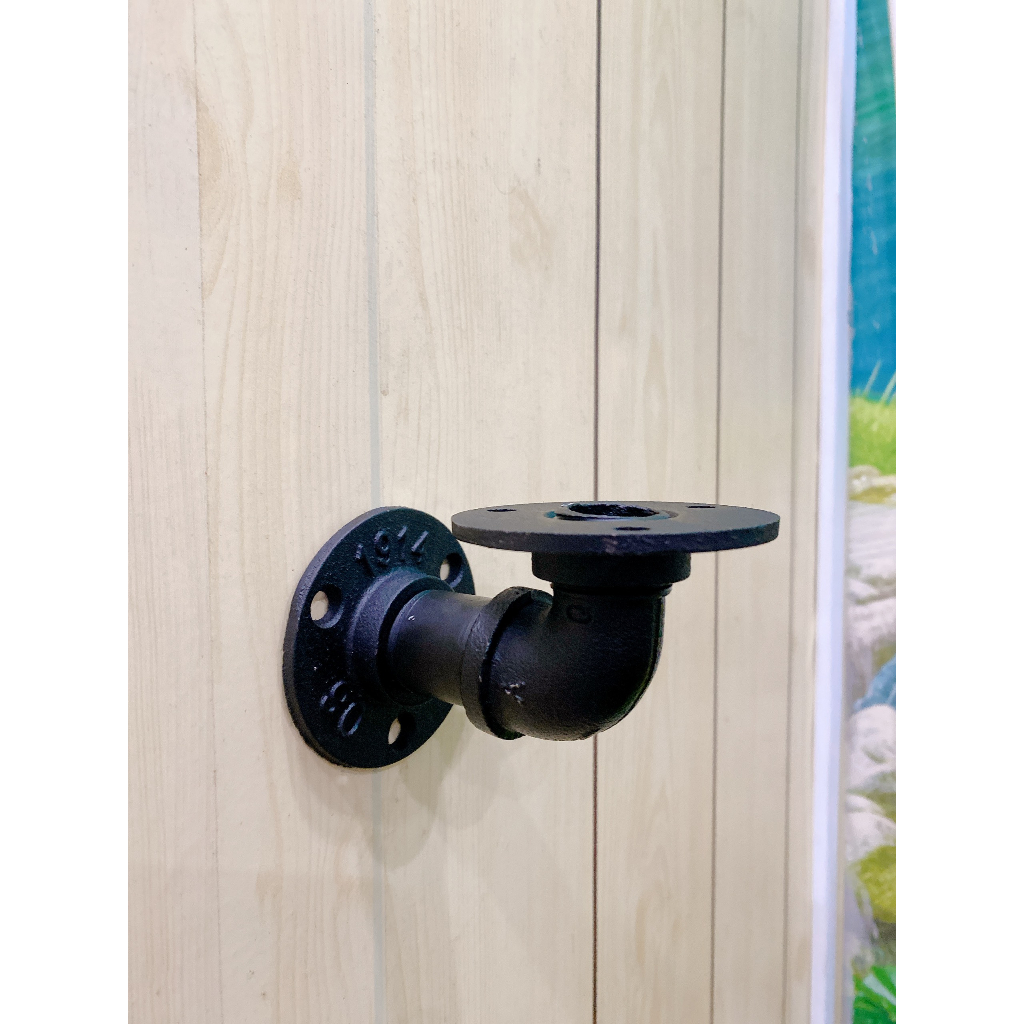Giá Đỡ Kệ Treo Tường Chất Liệu Ống Thép Mạ Kẽm Chịu Lực Rất Tốt Diy Decor SPP025