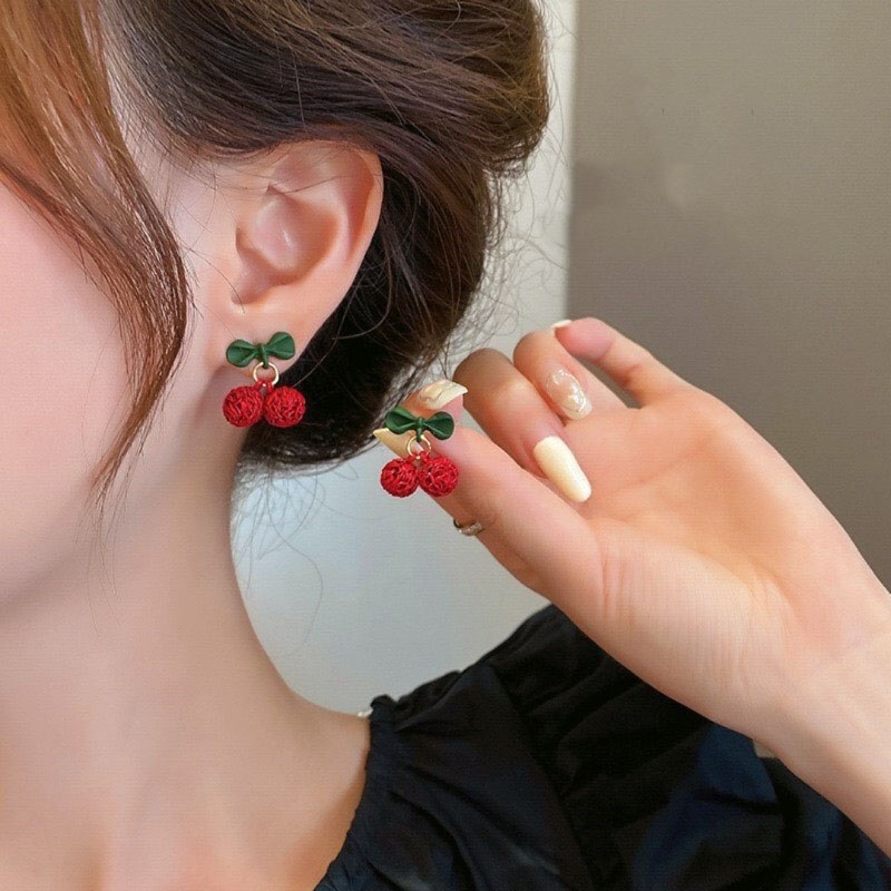 Bông tai khuyên tai nữ cherry đỏ dễ thương xinh xắn