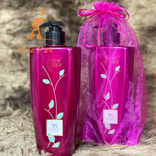 Sữa tắm tinh dầu Showqueen 500ml - Sữa tắm chó, mèo cao cấp hương nước hoa
