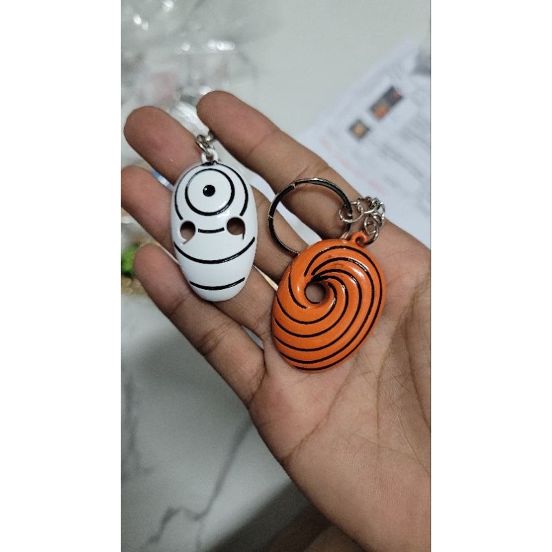 Móc khóa hình mặt nạ nhân vật Obito bằng kim loại