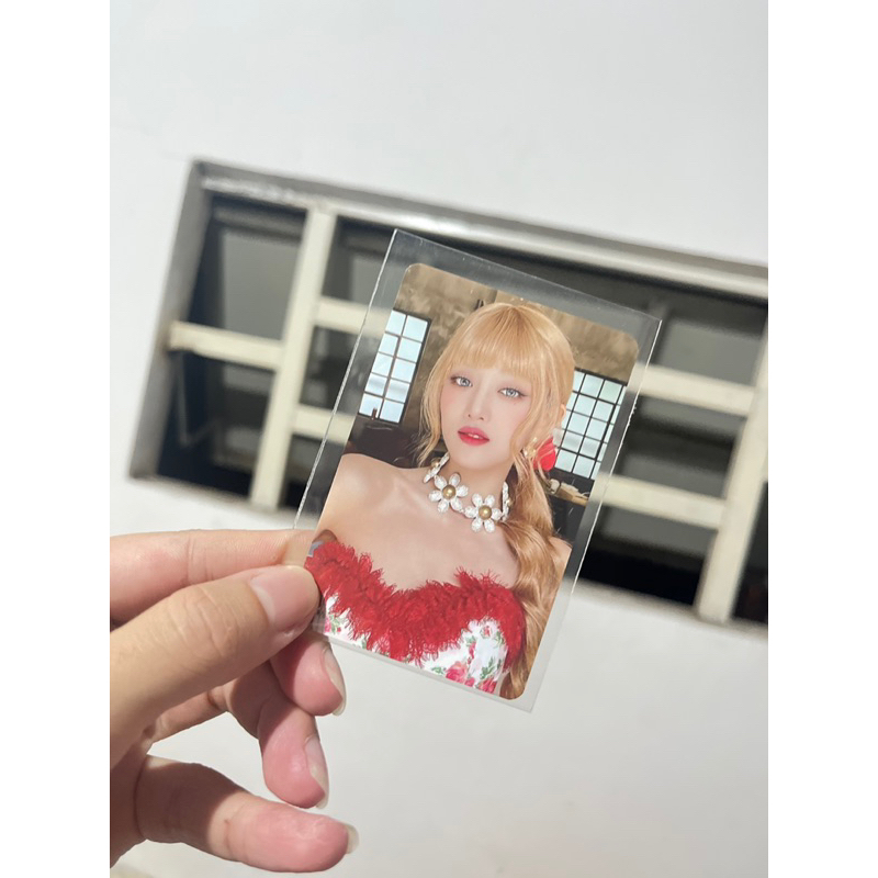Hình thẻ nhóm nhạc nữ G-idle