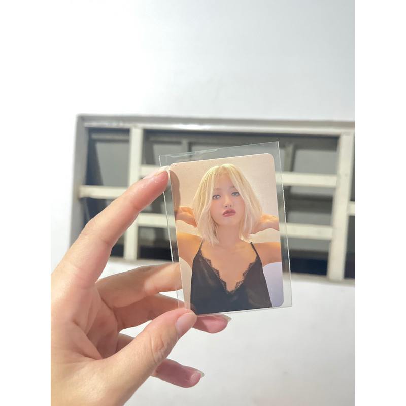 Hình thẻ nhóm nhạc nữ G-idle
