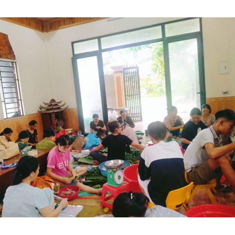 Combo 10 nem bé+ 10 nem vuông+ 1 nem cối