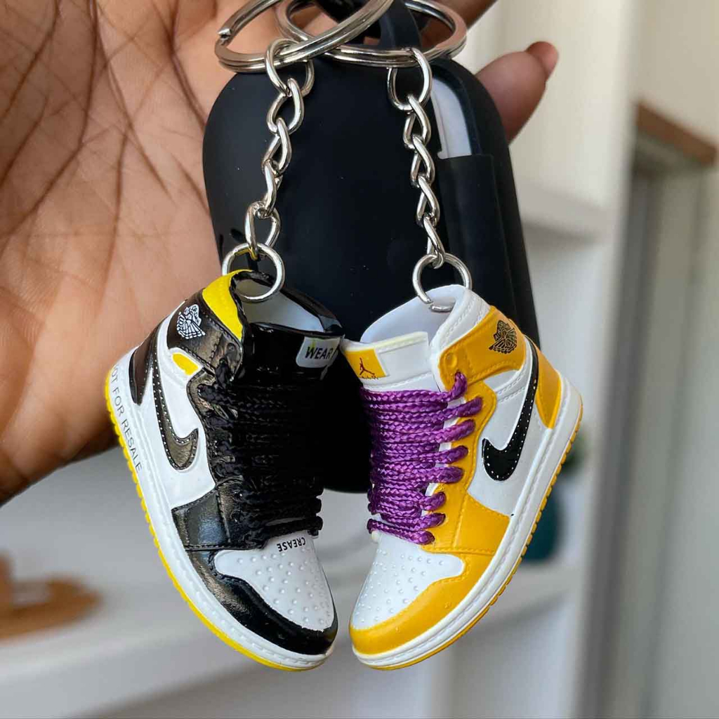 Móc khóa 3D Giày Jordan Nike Mini 3D Sneaker đi kèm hộp và 1 móc khoá cao su