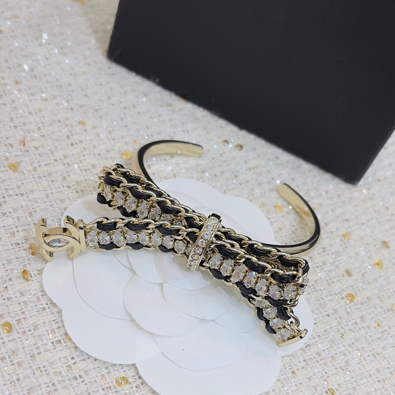 Vòng tay & Lắc tay CN cao cấp cho nữ bạc 925 đính đá phối da thật mẫu mới 2023