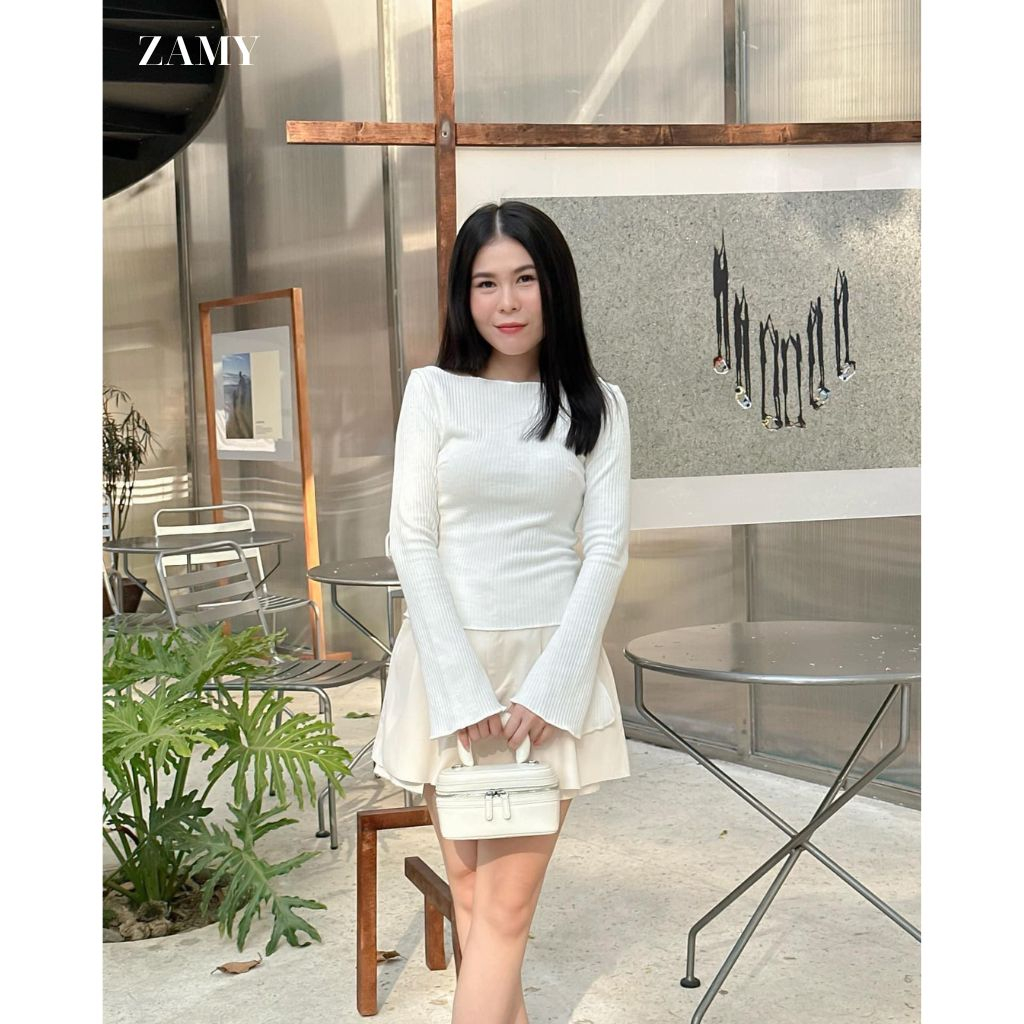 Áo thun nữ, áo thun tay dài chất thun gân tay loe 2 màu đen, trắng thời trang Zamy thiết kế đi chơi - 1907