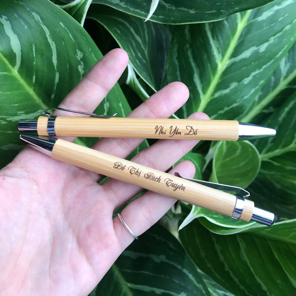 Quà tặng 8/3 - Bút tre gỗ khắc tên không phai - quà tặng học sinh, sinh viên giá rẻ