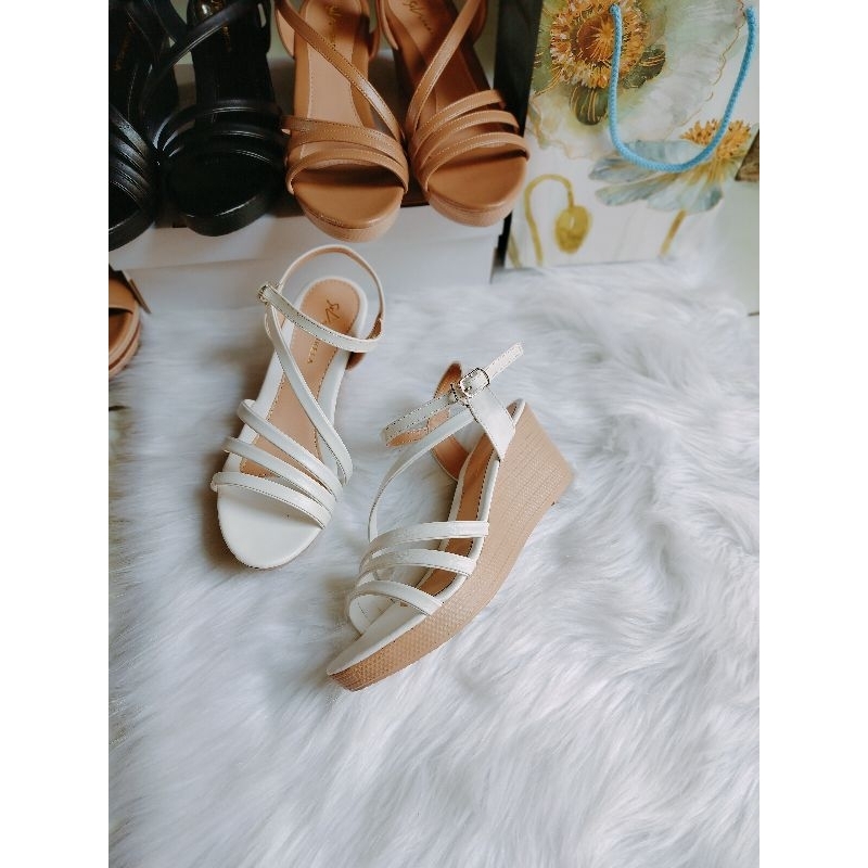 GIÀY SANDAN ĐẾ XUỒNG 0404Đế  cao  5cm