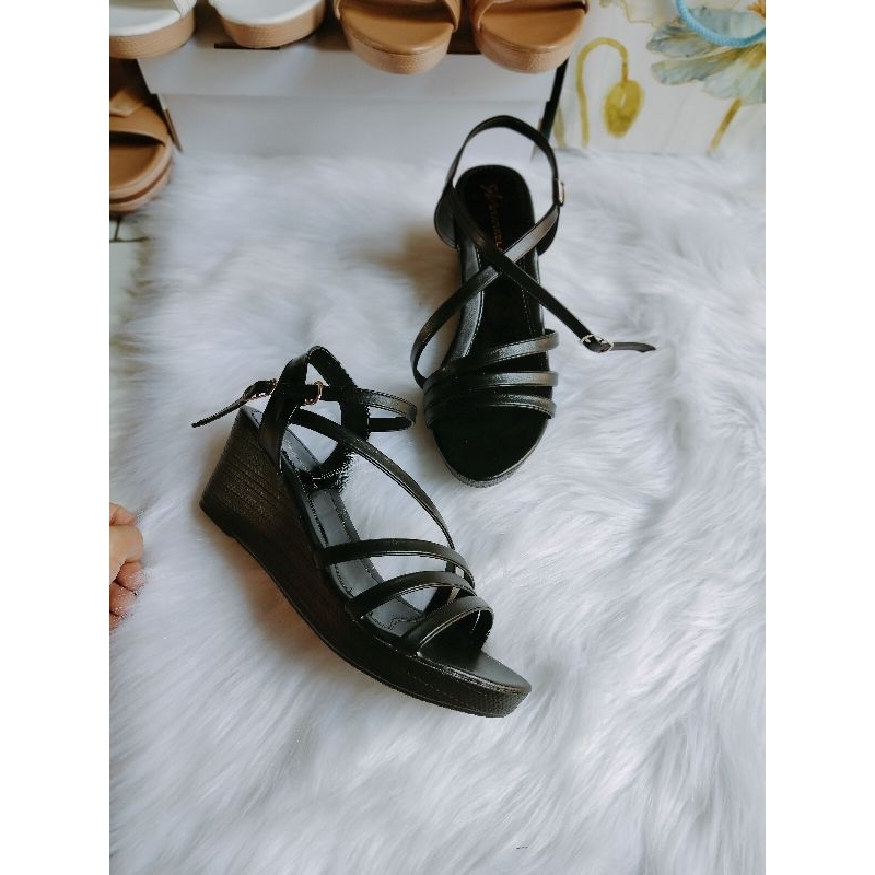 GIÀY SANDAN ĐẾ XUỒNG 0404Đế  cao  5cm