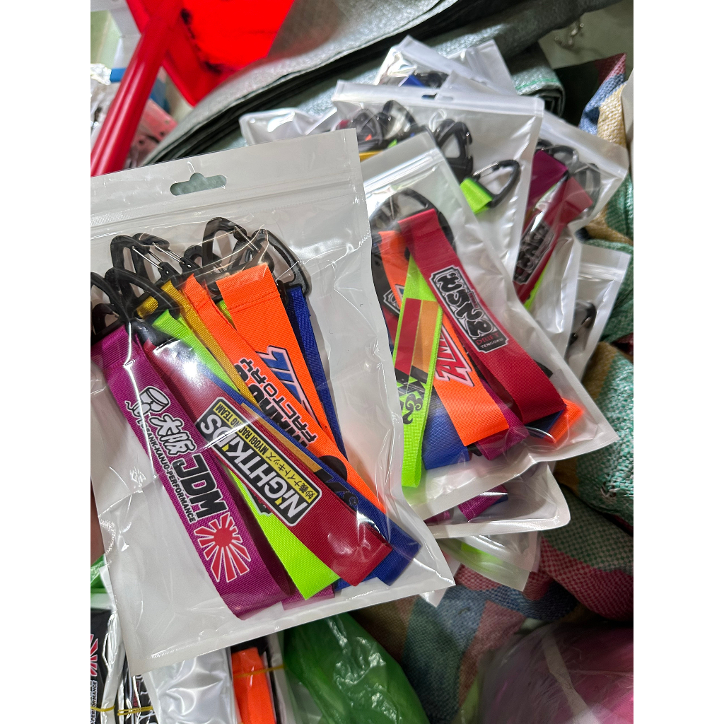 Móc khóa mã V7 - Móc khóa dây trang trí xe máy, móc chìa khóa in hình sắc nét họa tiết ngẫu nhiên