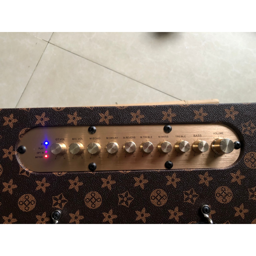 LOA KÉO XÁCH TAY K10 CS KHỦNG 300W, 2 BASS 20CM 2 TREBLE KÈN