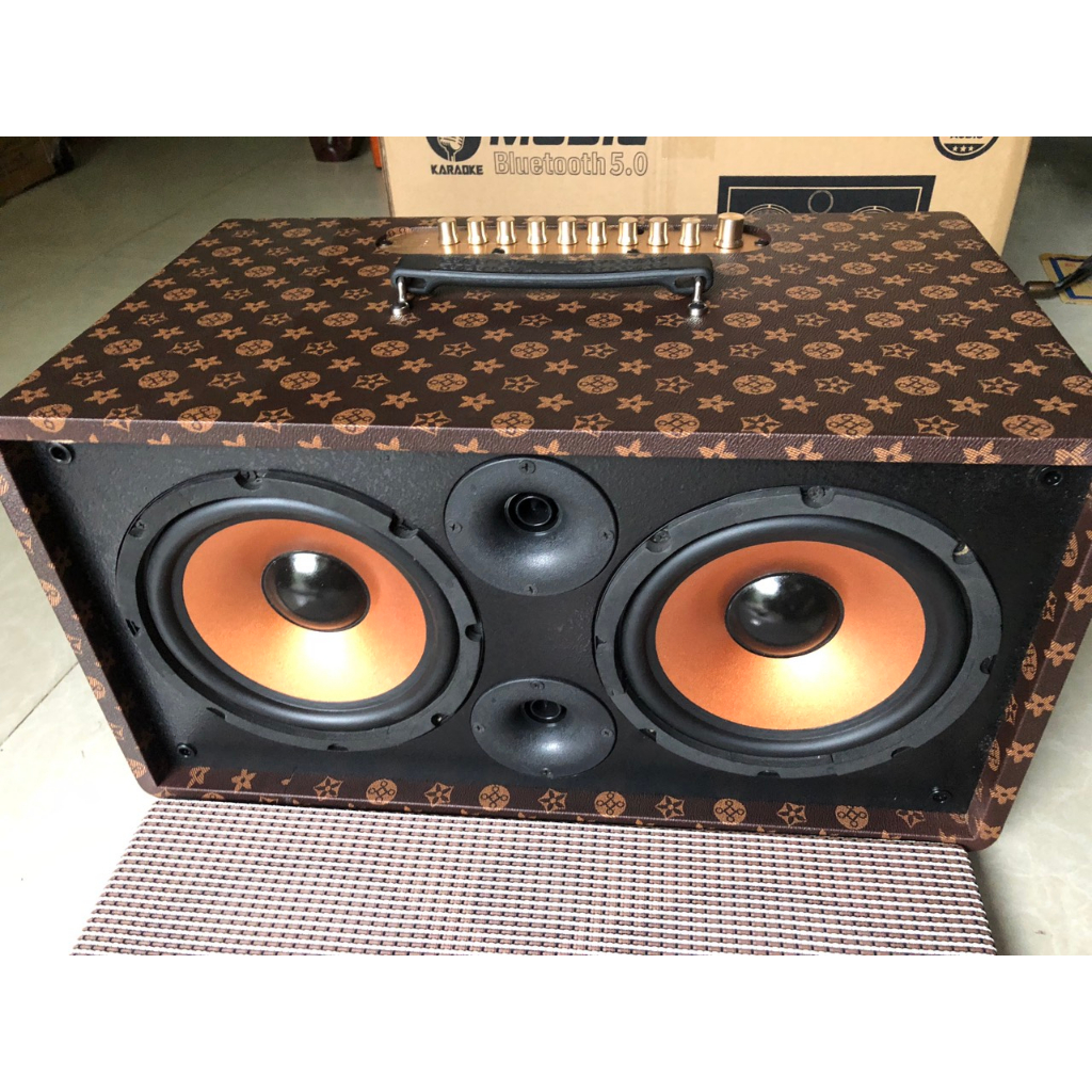 LOA KÉO XÁCH TAY K10 CS KHỦNG 300W, 2 BASS 20CM 2 TREBLE KÈN