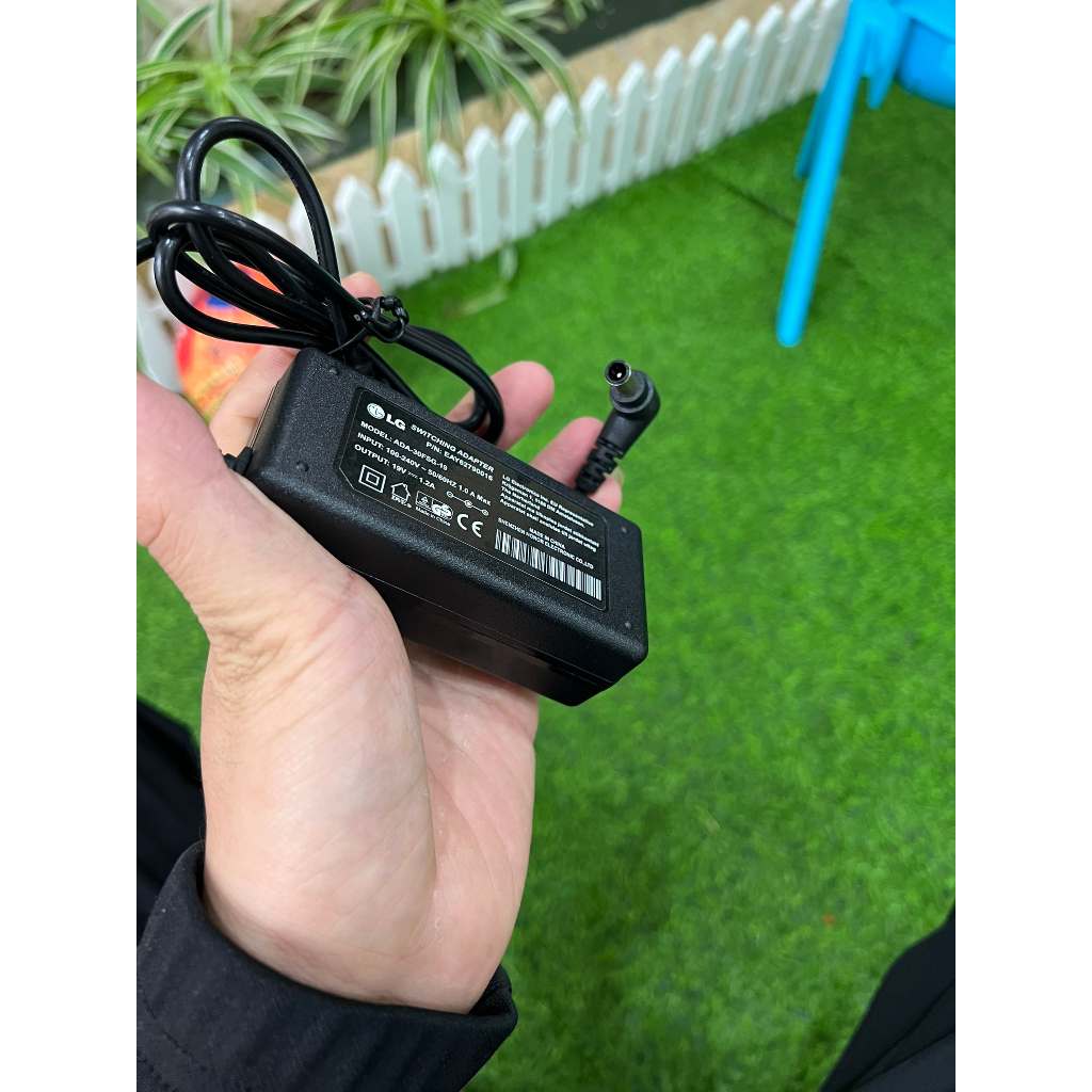 Dây nguồn màn hình máy tính LG 19V 1.2a