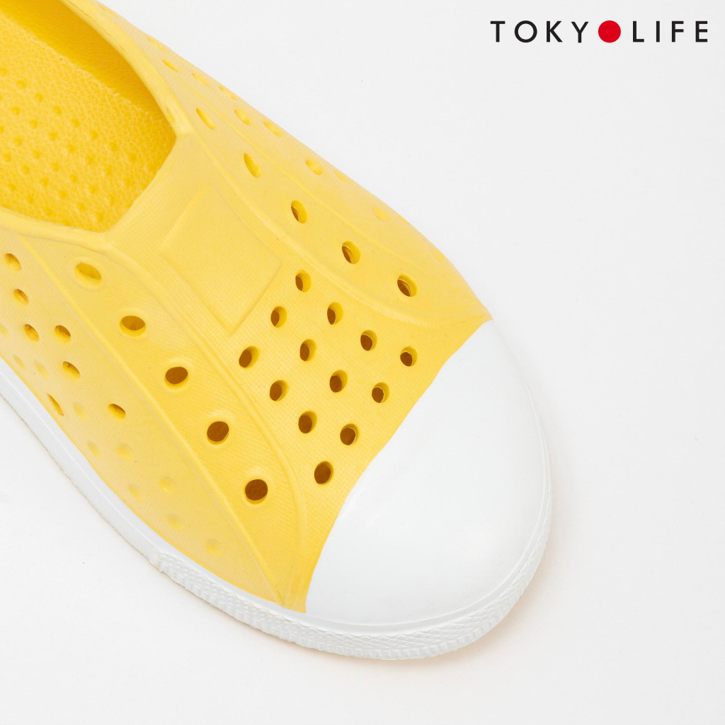 Giày nhựa trẻ em TOKYOLIFE siêu nhẹ thoáng khí phù hợp cho hoạt động ngoài trời C3SHO001L