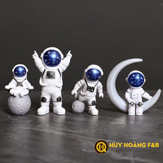 Set mô hình phi hành gia - Phụ kiện trang trí