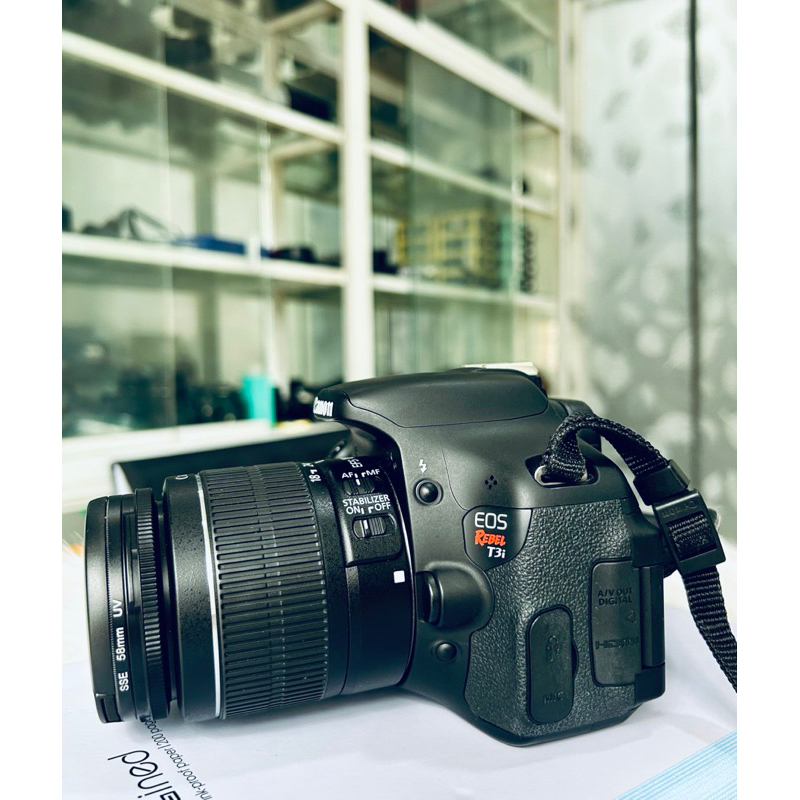 CANON EOS 600D LEN 18-55MM IS