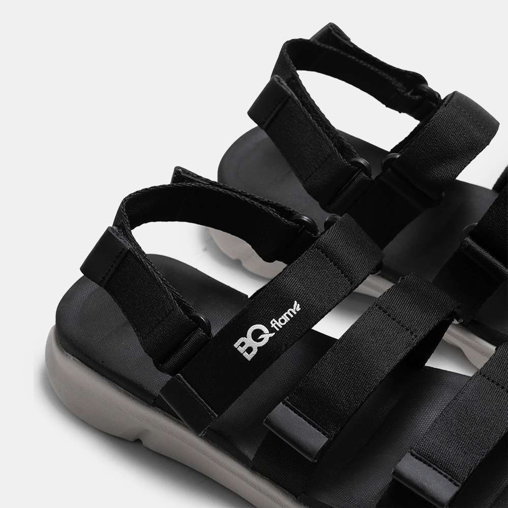 Giày sandal nam quai ngang đi học êm chân màu đen SD BQ040