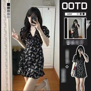(ORDER) Váy MORAN hoa nhí màu đen tay phồng cổ V xòe ngắn đuôi cá thắt eo điệu đà