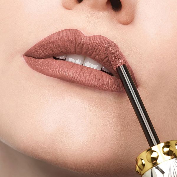 Son Kem ❣️FREESHIP❣️ Son Christian Louboutin Lips Fluid Matte Lip Color 332F Just Nude Bloom