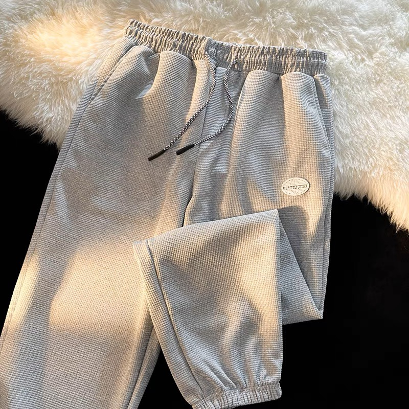 Quần jogger nam nữ unisex bo gấu mác Cao Su - APT Unisex - Quần ống rộng chất liệu vải tổ ong thông thoáng, thoải mái