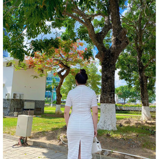 ĐẦM THUN BODY CÓ CỔ THIẾT KẾ BIGSIZE