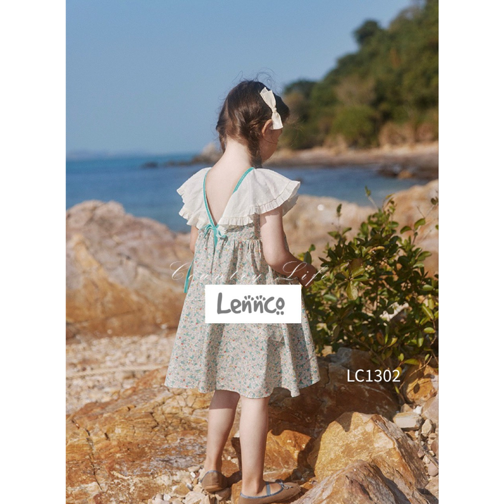 Váy Lennco hoa xanh cổ thô trắng nảy hạt cho bé gái