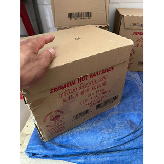 Tương ớt sriracha hiệu con gà trống