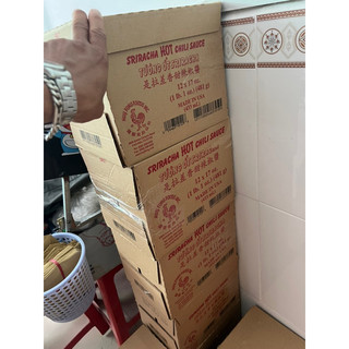 Tương ớt sriracha hiệu con gà trống