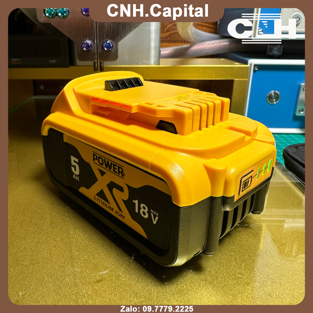 Pin Dewalt 18v. 10cell dùng cho máy chính hãng. Nhận sạc zin
