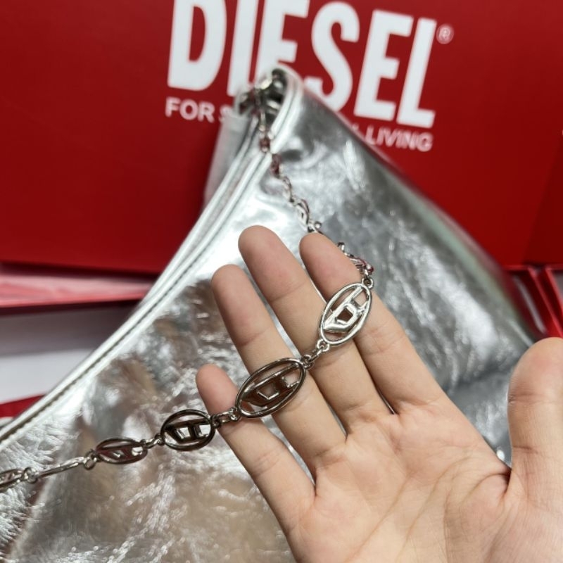 TÚI DIESEL DÁNG HOBO BAG