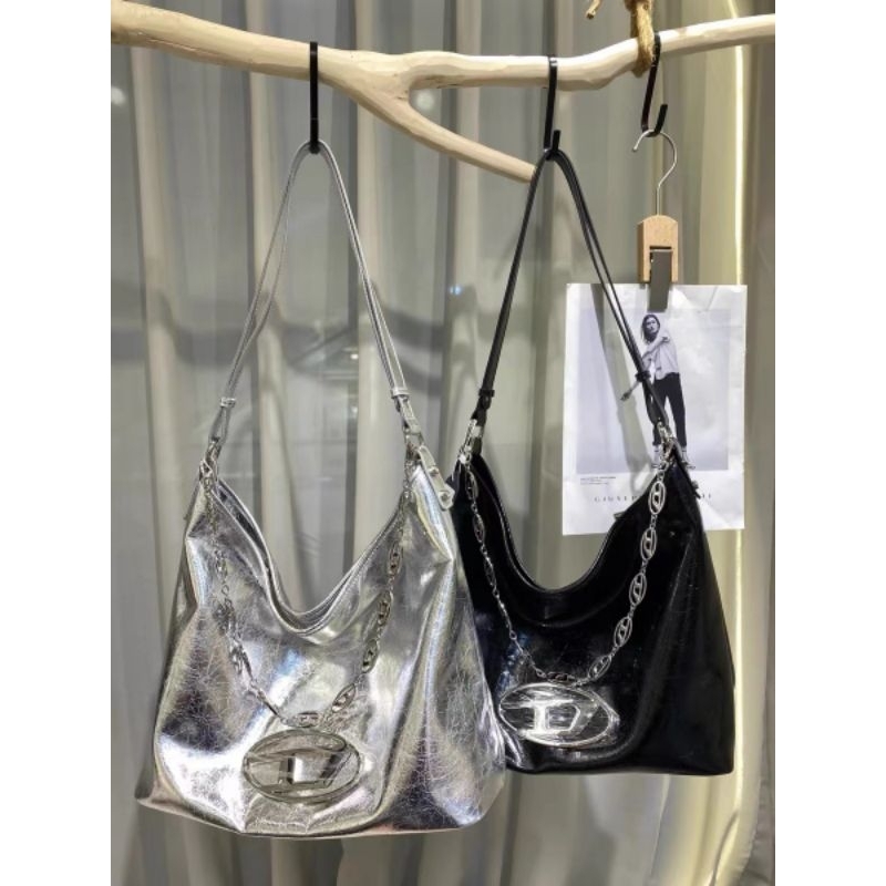 TÚI DIESEL DÁNG HOBO BAG