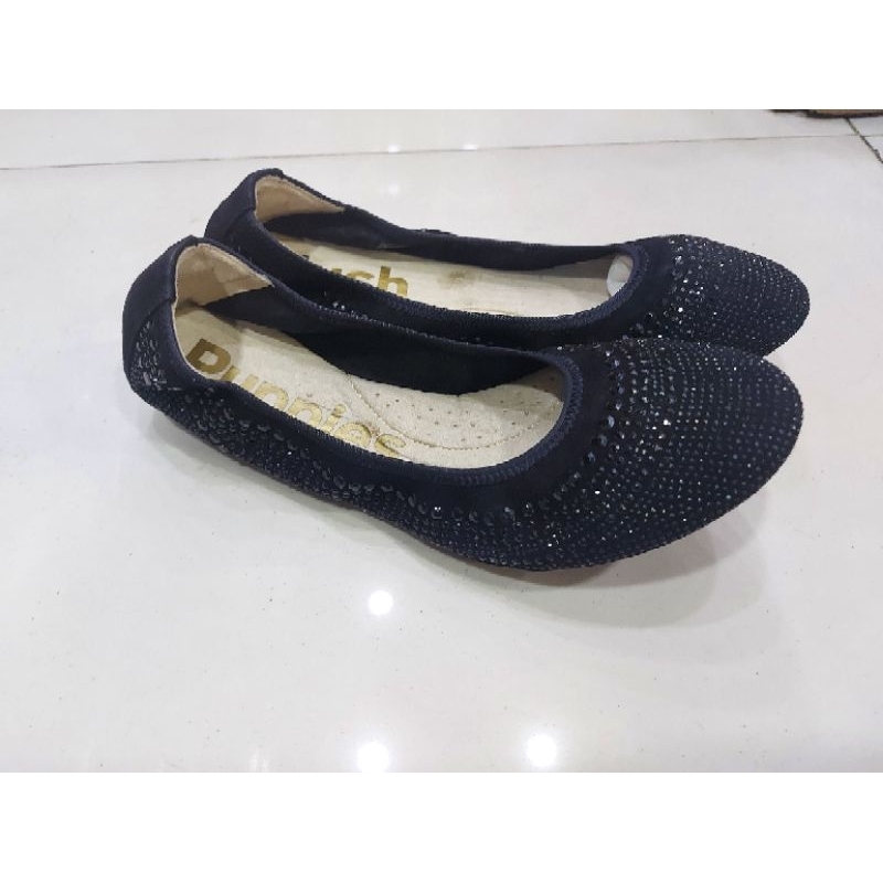 Bệt H.ush P.uppies