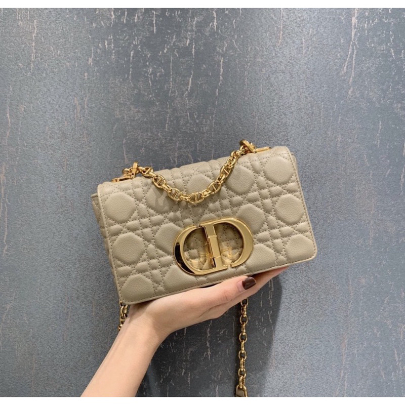 Túi đeo chéo Dior caro tag vàng full2box xinh về 3 màu basic W566-20