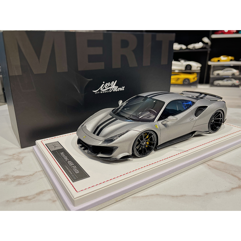XE MÔ HÌNH FERRARI 488 PISTA NOVITEC SILVER,TỶ LỆ 1/18 IVY MODEL