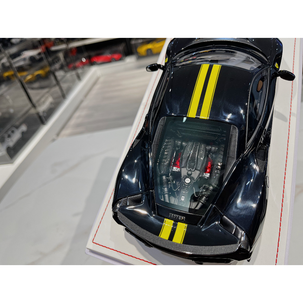 XE MÔ HÌNH FERRARI 488 PISTA NOVITEC BLACK,TỶ LỆ 1/18 IVY MODEL