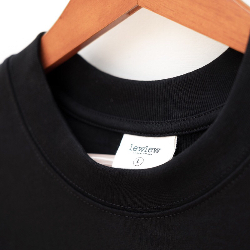 Áo thun nữ baby tee, áo thun trơn cotton BASIC TEE Đen Tshirt -  Lew Lew