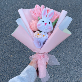 Bó Hoa Len Thỏ Mix Tulip Cánh tone hồng - hoa len handmade- làm quà tặng